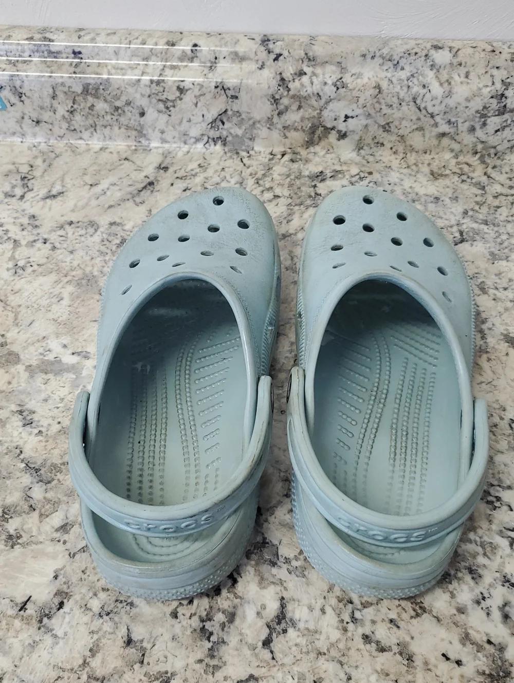 CROCS Classic Clog in Pale Blue